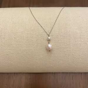 💕 Helzberg Diamonds Silver Double Pearl Pendant Necklace